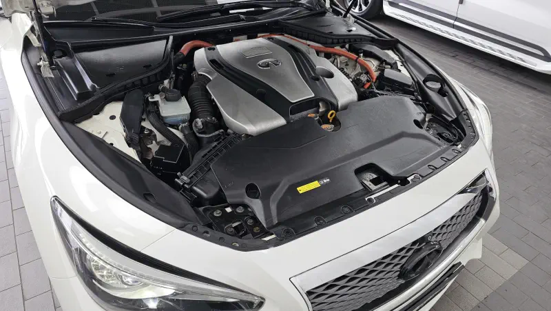 Infiniti Q50