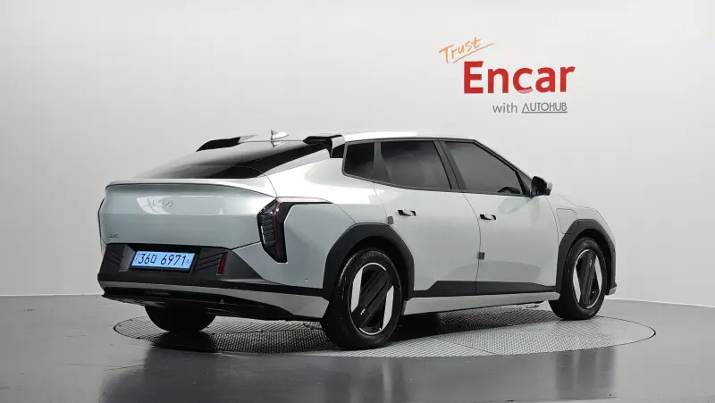 Kia EV4
