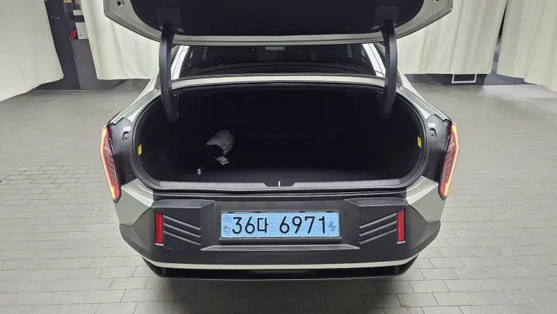 Kia EV4