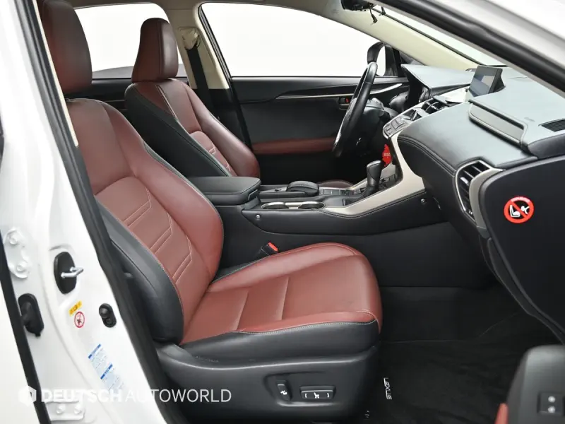 Lexus NX200t