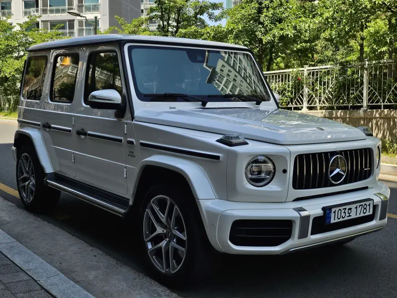 Mercedes-Benz G-Class