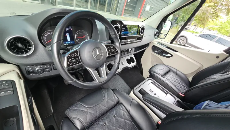 Mercedes-Benz Sprinter