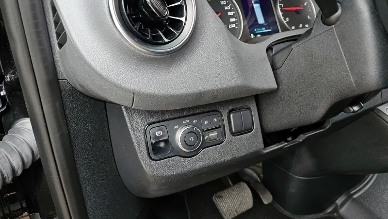 Mercedes-Benz Sprinter