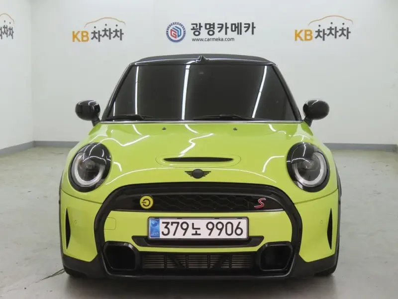 MINI Cabrio