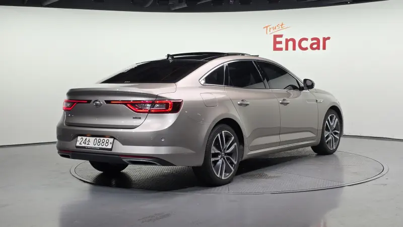 Renault Samsung SM6