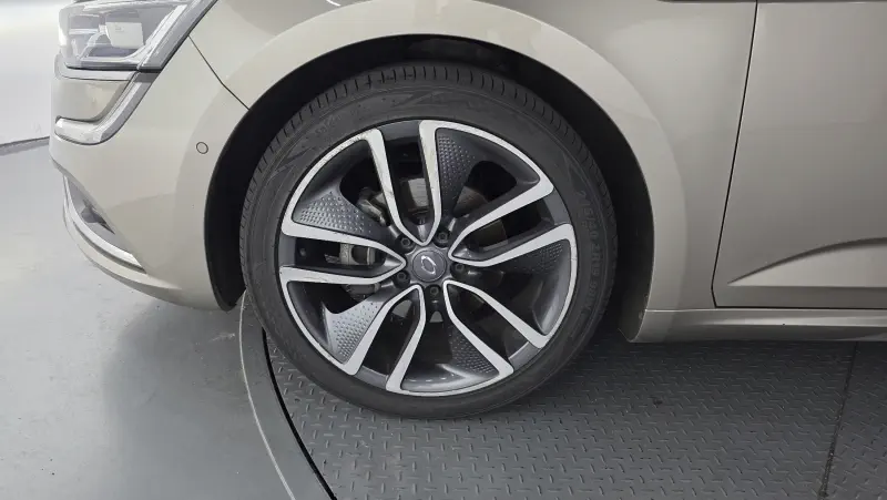 Renault Samsung SM6