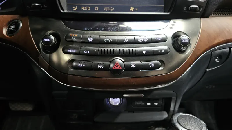 SsangYong Chairman W