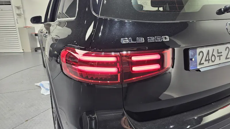 Mercedes-Benz GLB-Class