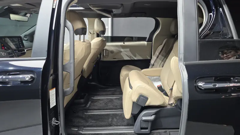 Toyota Sienna