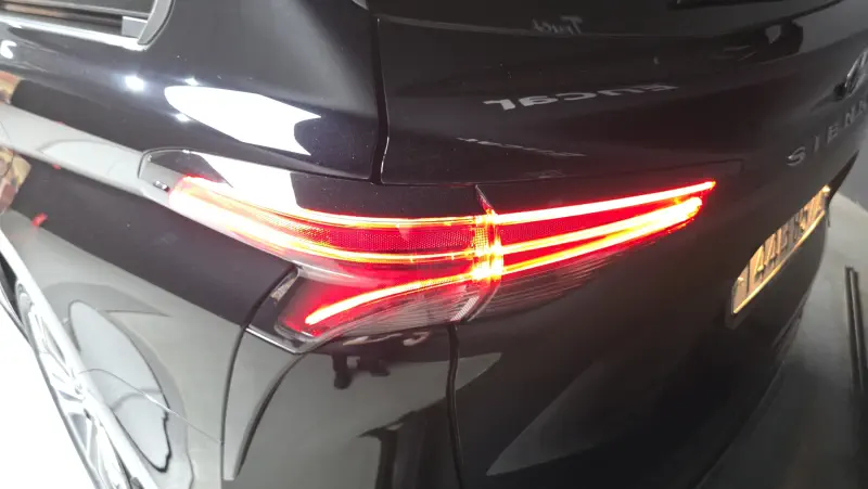Toyota Sienna