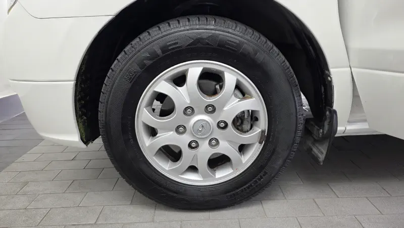 Hyundai Grand Starex