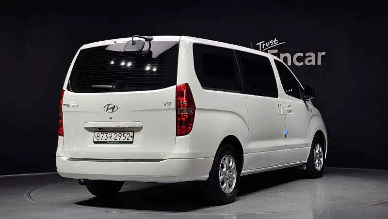 Hyundai Grand Starex
