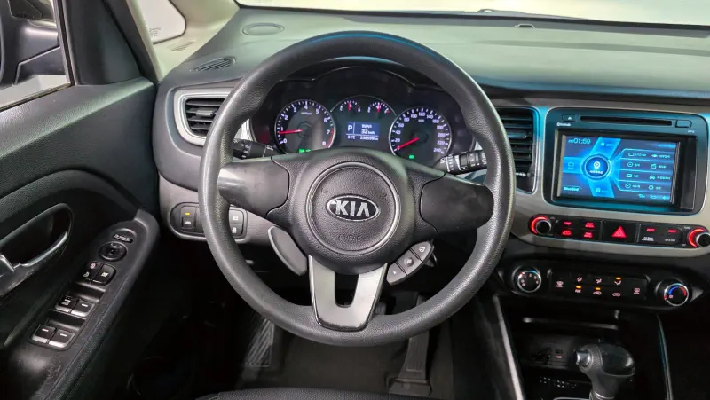 Kia Carens
