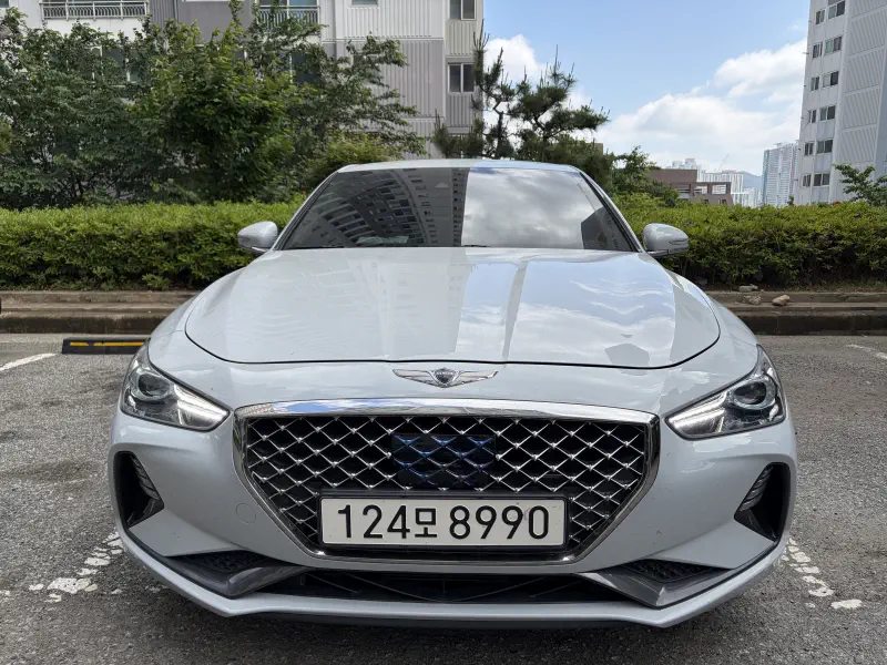 Genesis G70