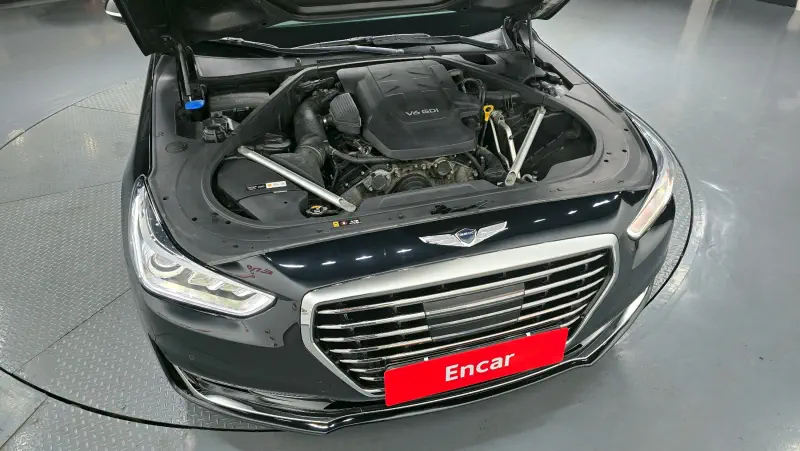 Genesis EQ900
