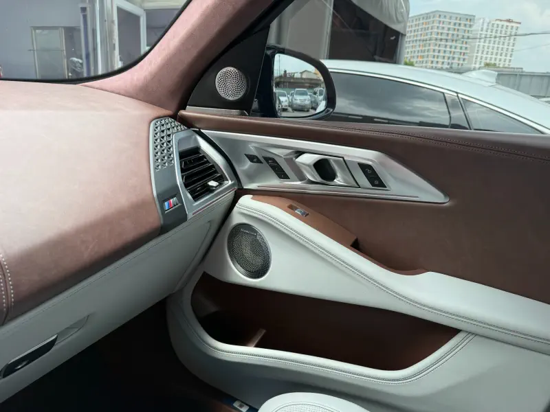 BMW XM