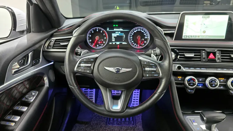 Genesis G70
