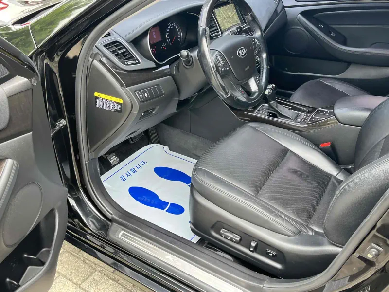 Kia K7