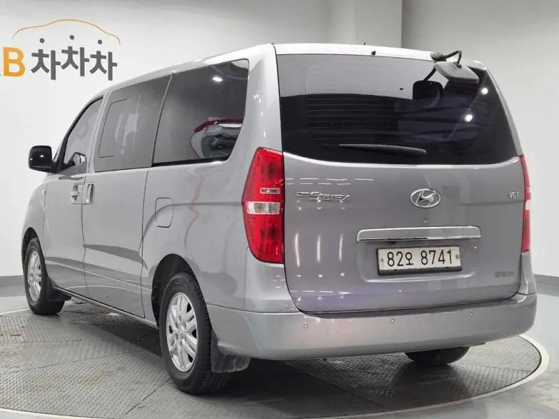Hyundai Grand Starex