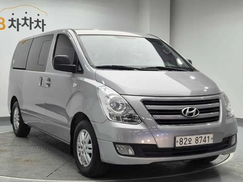 Hyundai Grand Starex