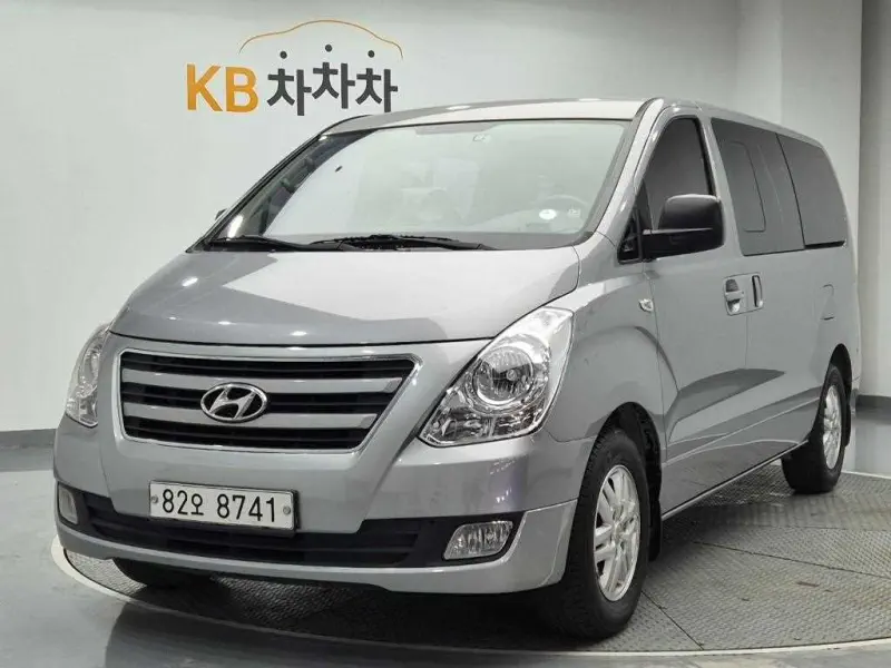 Hyundai Grand Starex