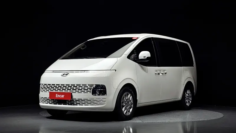Hyundai Staria