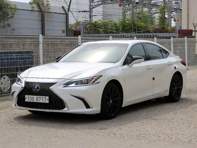 Lexus ES300h