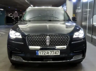 Lincoln Aviator