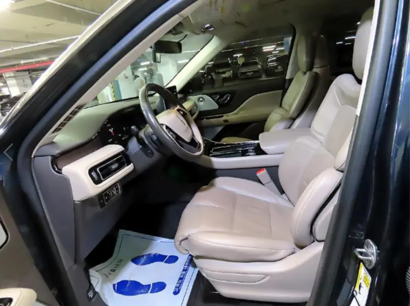 Lincoln Aviator