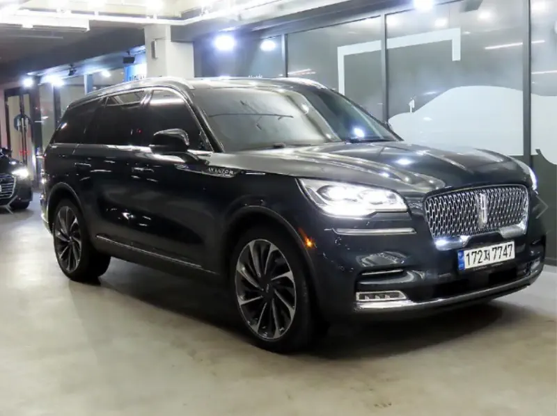 Lincoln Aviator
