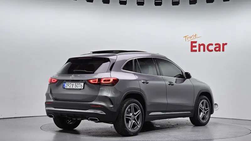 Mercedes-Benz GLA-Class
