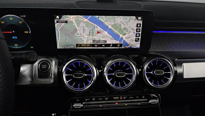 Mercedes-Benz EQB