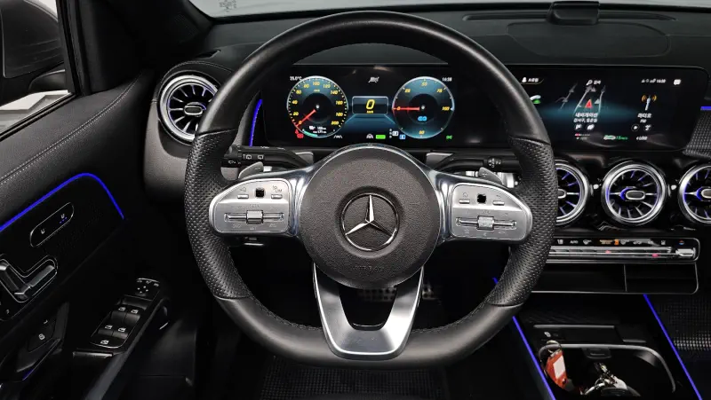 Mercedes-Benz EQB