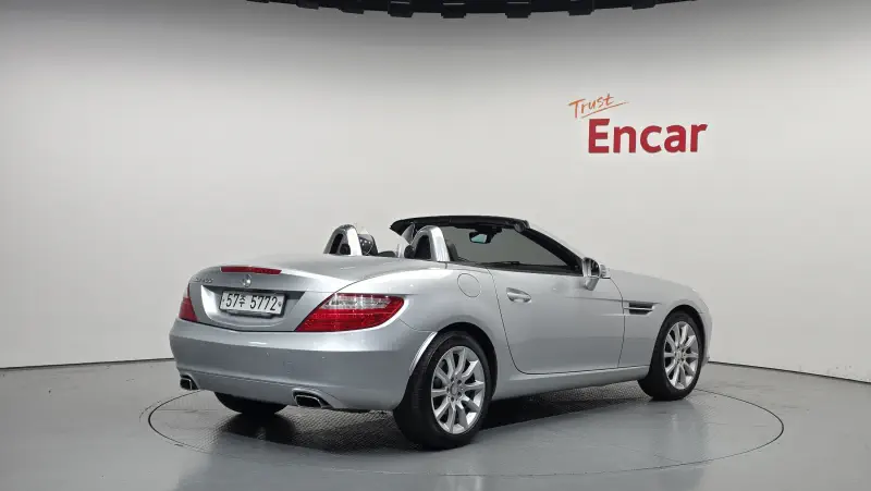 Mercedes-Benz SLK-Class
