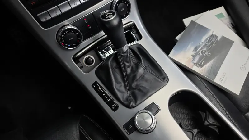 Mercedes-Benz SLK-Class