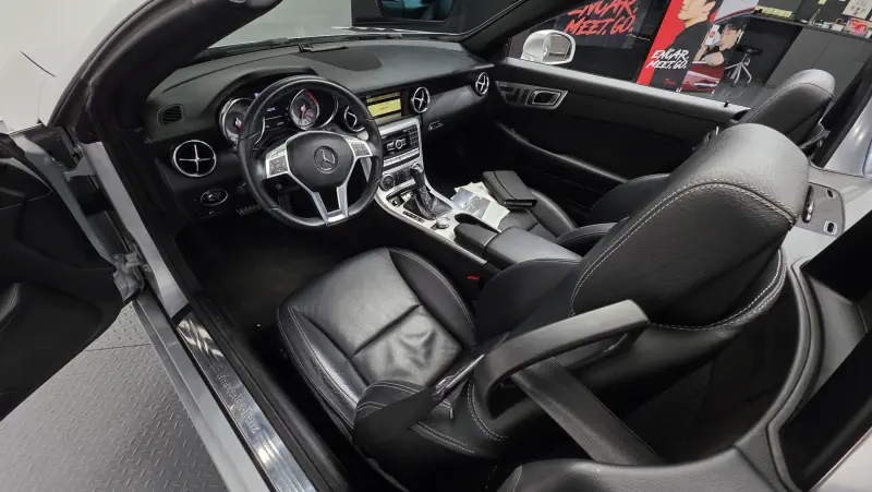 Mercedes-Benz SLK-Class