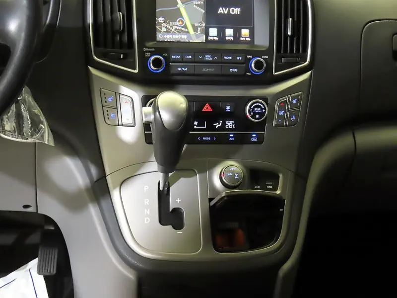 Hyundai Grand Starex