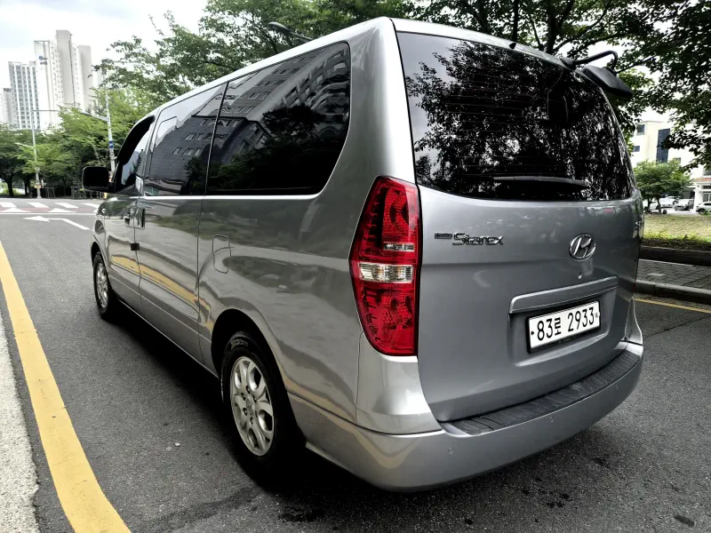 Hyundai Grand Starex