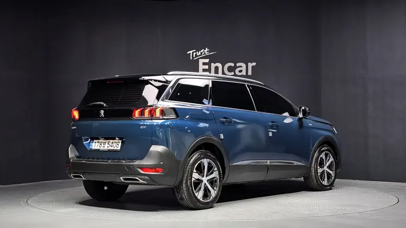 Peugeot 5008