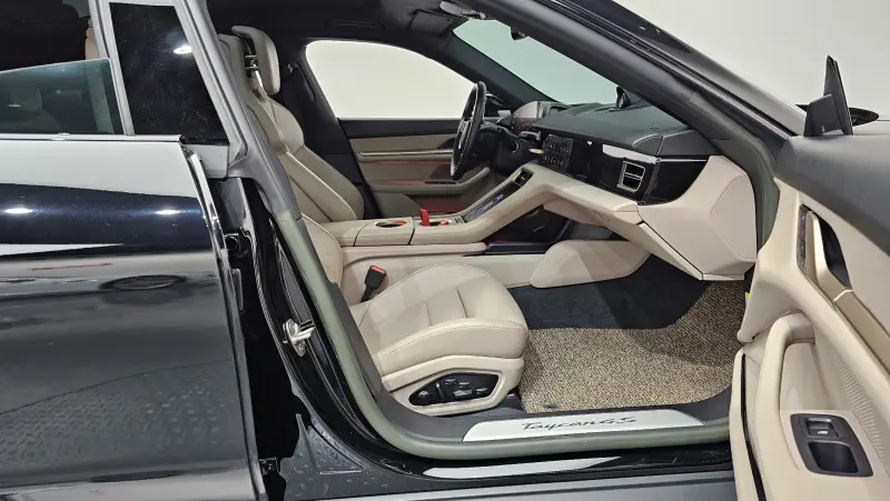 Porsche Taycan