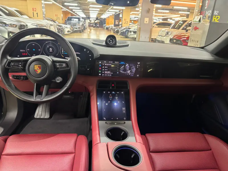 Porsche Taycan