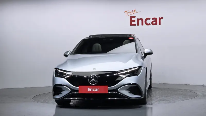 Mercedes-Benz EQE