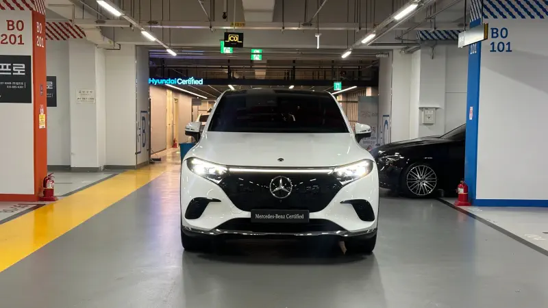 Mercedes-Benz EQS SUV