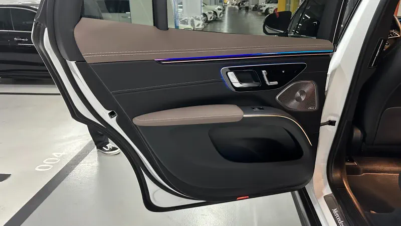 Mercedes-Benz EQS SUV