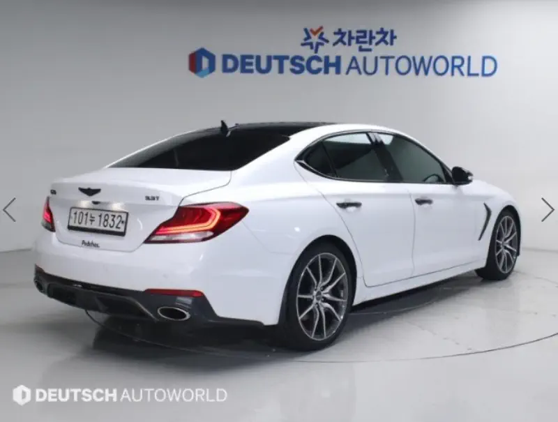 Genesis G70