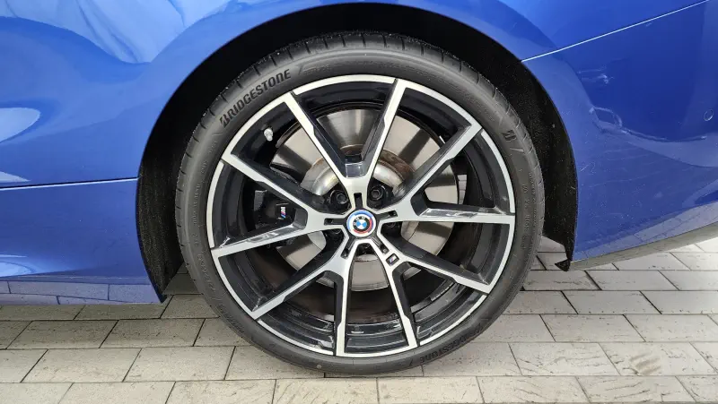 BMW 8-Series