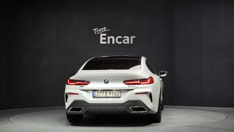 BMW 8-Series