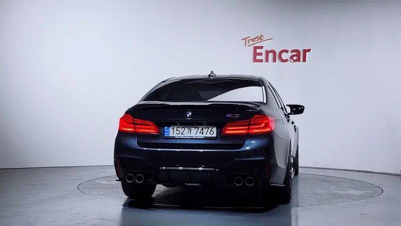 BMW M5