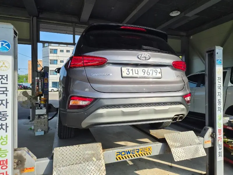 Hyundai Santa Fe
