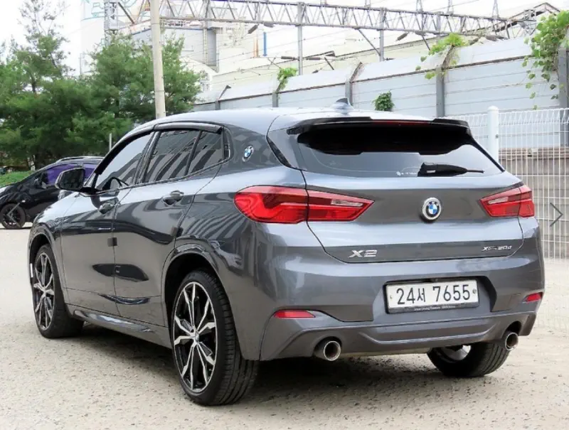 BMW X2